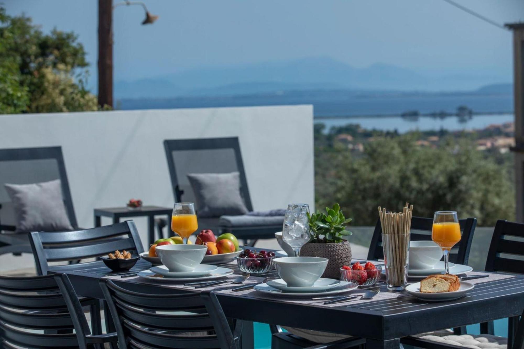 Aloft Luxury Villas Lefkada - Heated Pool Apolpaina Exterior photo